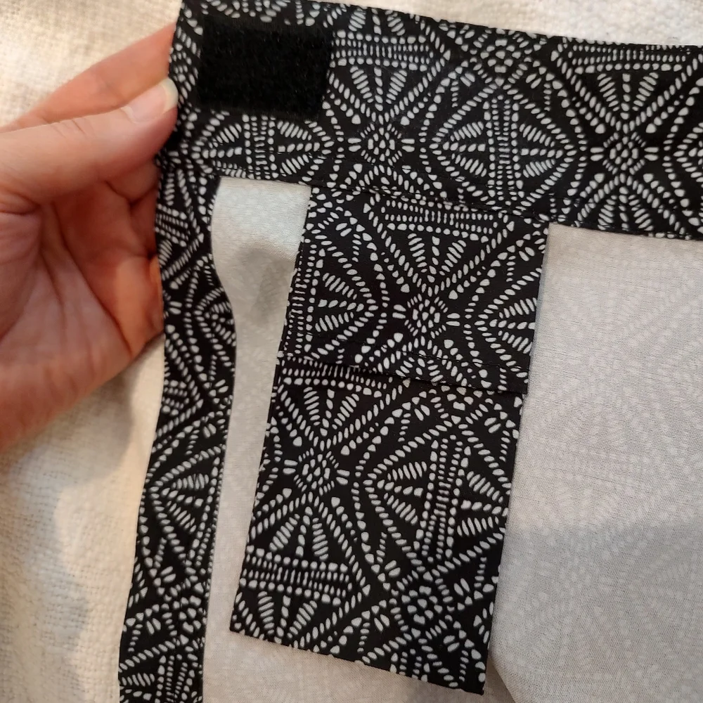 RipSkirt Hawaii Skirt Black Pearl Batik Adjustable Waist Length 1 Size M